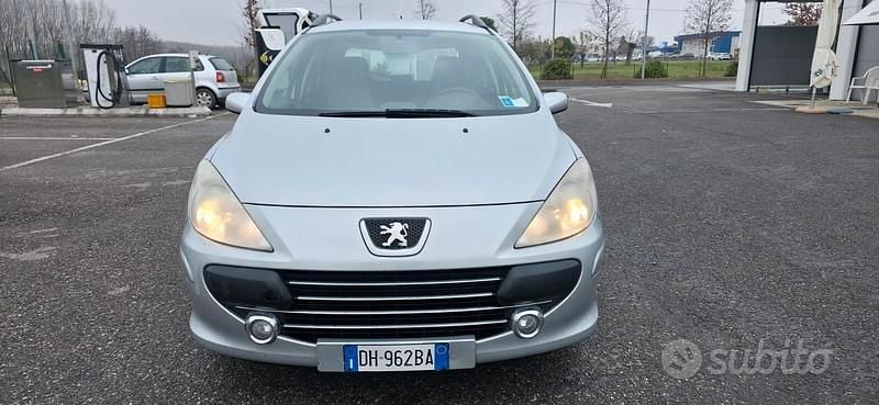 Usata Peugeot 307 90 CV (66 kW) 2007 Grigio Station wagon