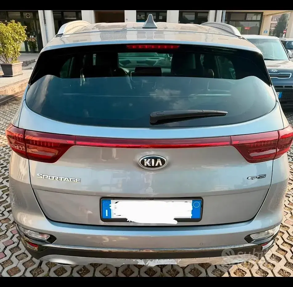Usata Kia Sportage 136 CV (100 kW) 2020 Grigio SUV