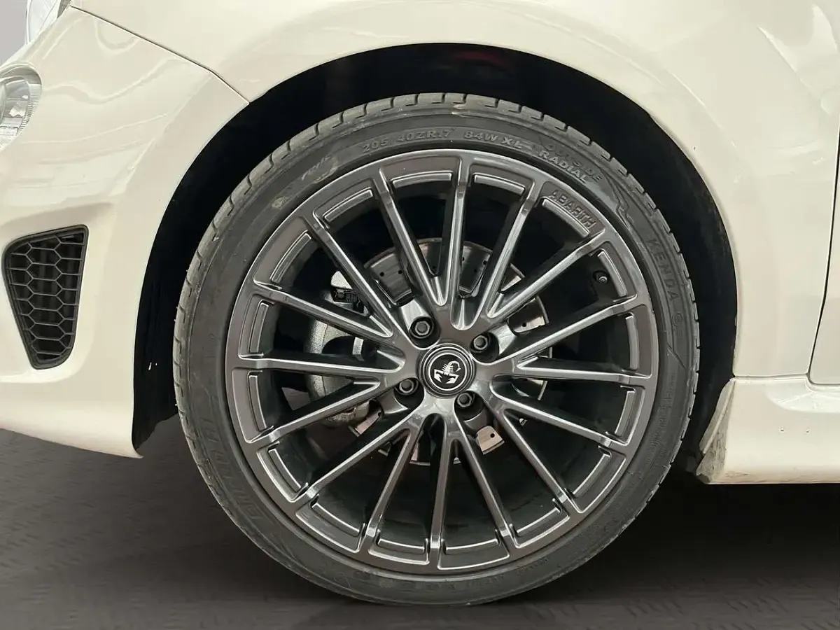 Usata Abarth 595 165 CV (121 kW) 2023 Bianco Berlina