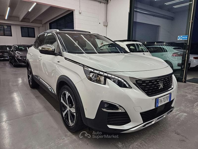 Bianco Usata 2018 Peugeot 3008 GT SUV | 18.500 € (Buon prezzo) - Immagine 1/4