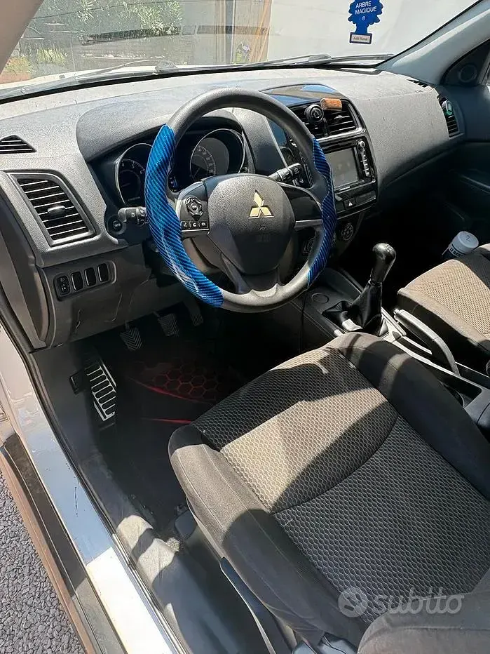 Usata Mitsubishi ASX 117 CV (86 kW) 2017 Bianco SUV