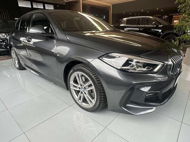 Usata BMW 118 M Sport 150 CV (110 kW) 2021 Grigio Utilitaria