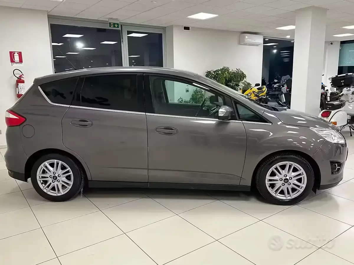 Usata Ford C-MAX Business Edition 115 CV (84 kW) 2015 Grigio Monovolume