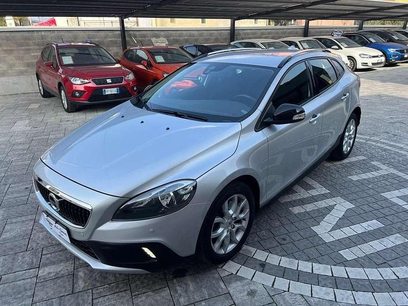 Usata Volvo V40 CC 120 CV (88 kW) 2017 Grigio Station wagon