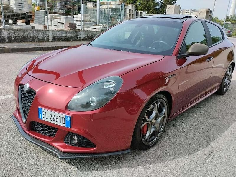 Usata Alfa Romeo Giulietta Distinctive 170 CV (125 kW) 2012 Utilitaria