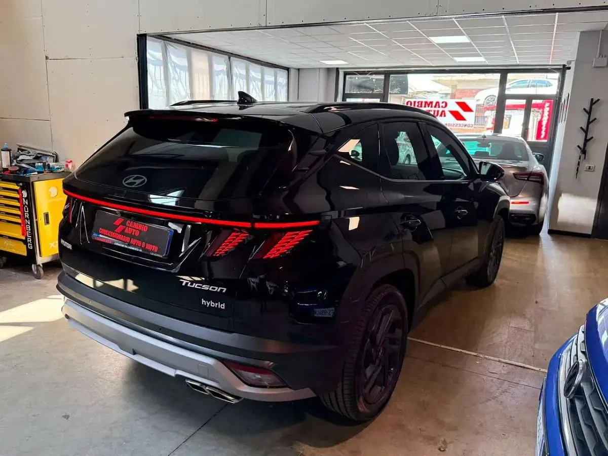 Nuova Hyundai Tucson 239 CV (175 kW) 2026 Nero SUV