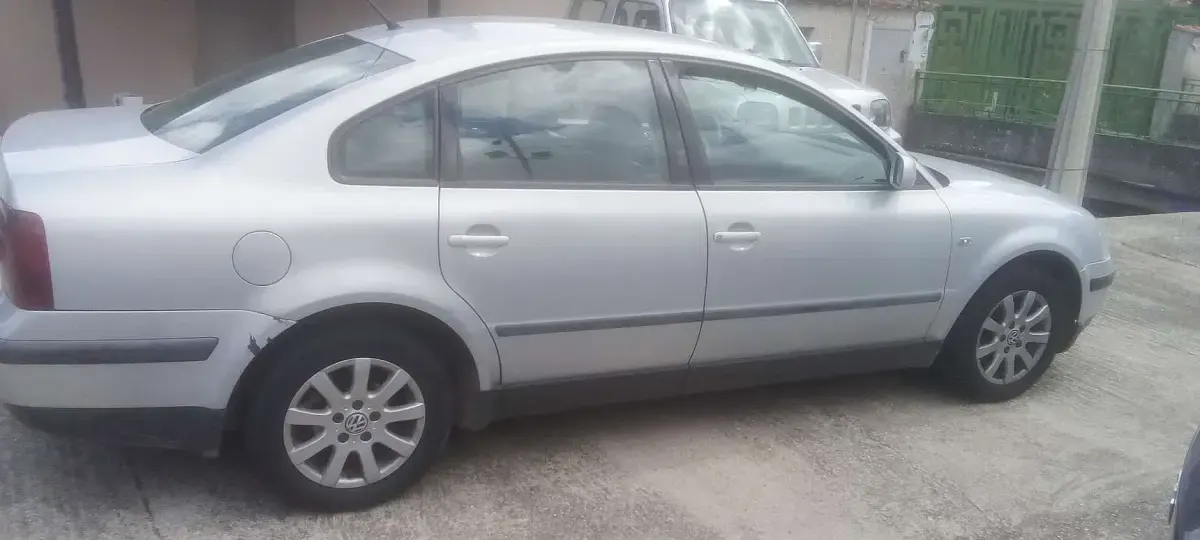 Usata VW Passat Highline 110 CV (80 kW) 1998 Berlina