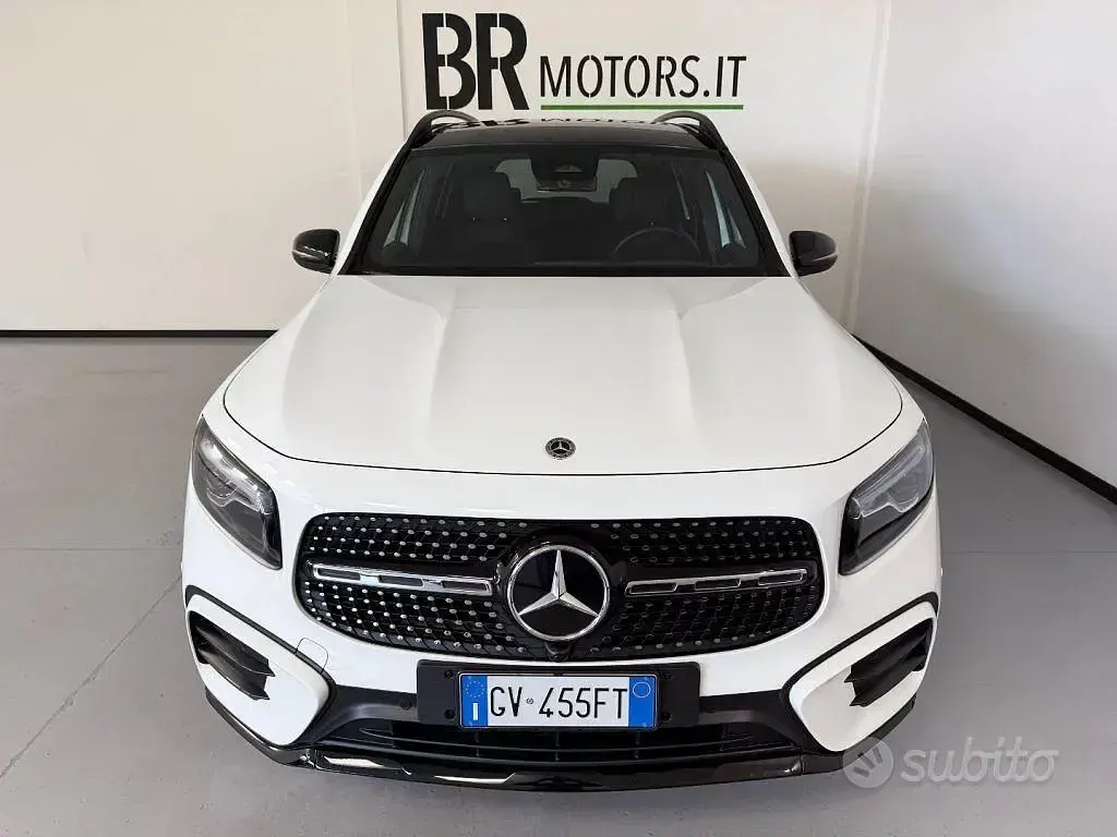 Usata Mercedes GLB200 AMG line 150 CV (110 kW) 2024 Bianco SUV