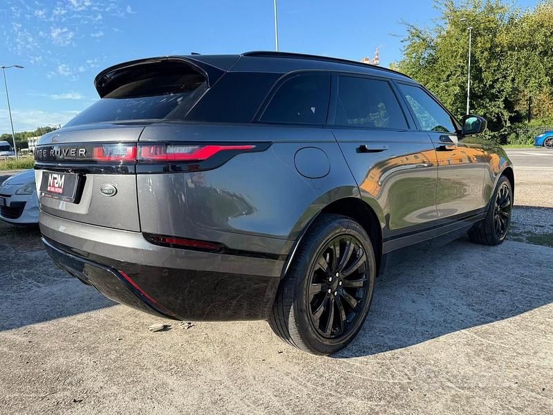 Usata Land Rover Range Rover Velar R-Dynamic 241 CV (177 kW) 2018 Grigio SUV