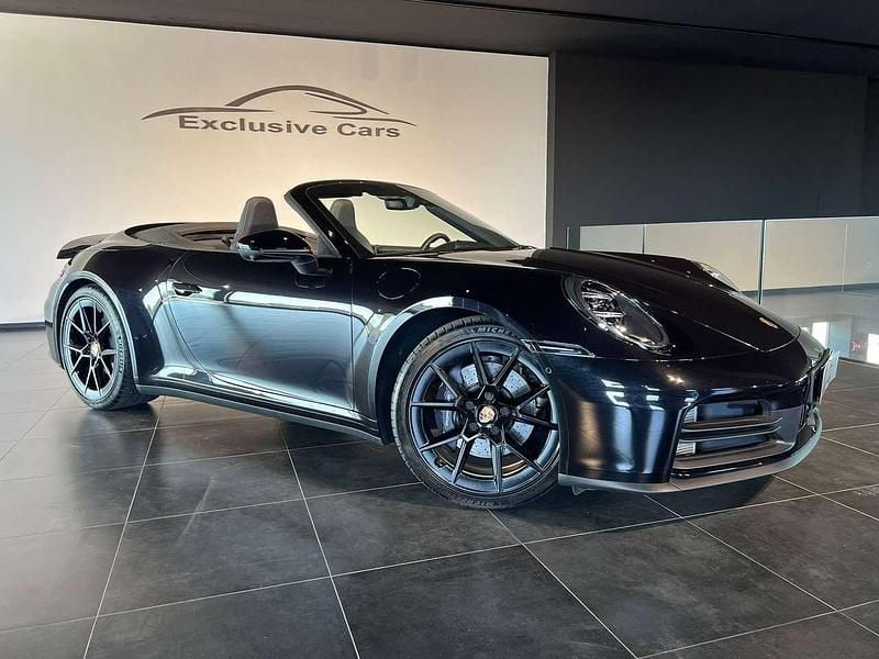Usata Porsche 911 Carrera Cabriolet 394 CV (289 kW) 2025 Ner jet met/ nero Cabrio
