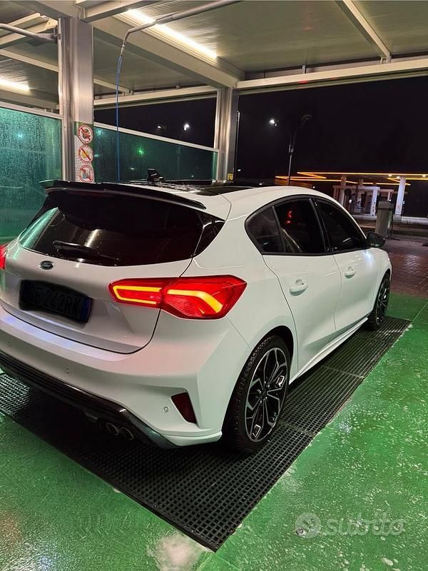 Usata Ford Focus ST-Line X 150 CV (110 kW) 2021 Bianco Berlina