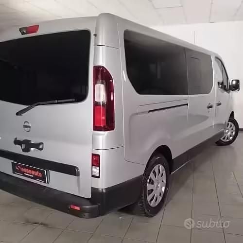 Usata Nissan NV300 125 CV (91 kW) 2019 Grigio Furgone