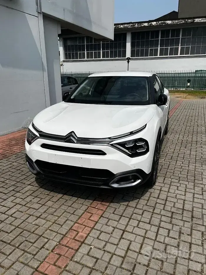 Usata Citroën C4 PureTech 131 CV (96 kW) 2024 Bianco SUV
