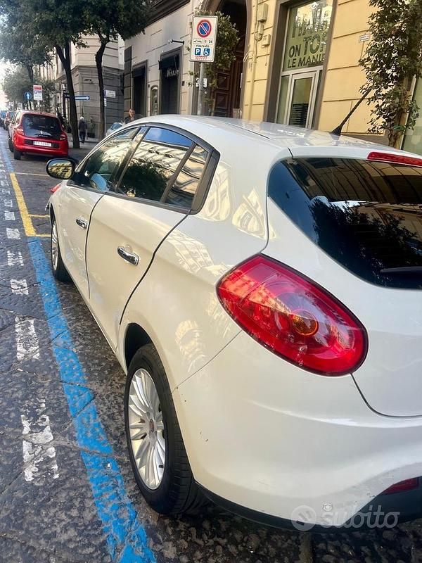 Usata Fiat Bravo 120 CV (88 kW) 2013 Bianco Utilitaria