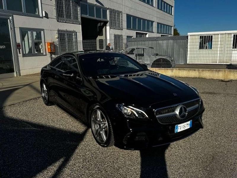 Nero Usata 2019 Mercedes E220 Premium Plus Coupé | 32.300 € (Super prezzo) - Immagine 1/4