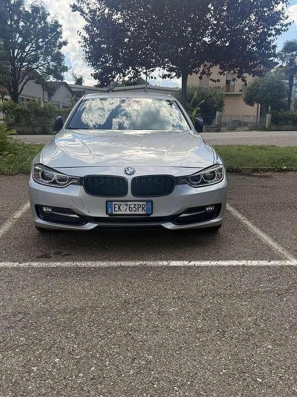 Usata 2013 BMW 320 Gran Turismo Sport Line Tre volumi | 12.000 € (Super prezzo) - Immagine 1/4
