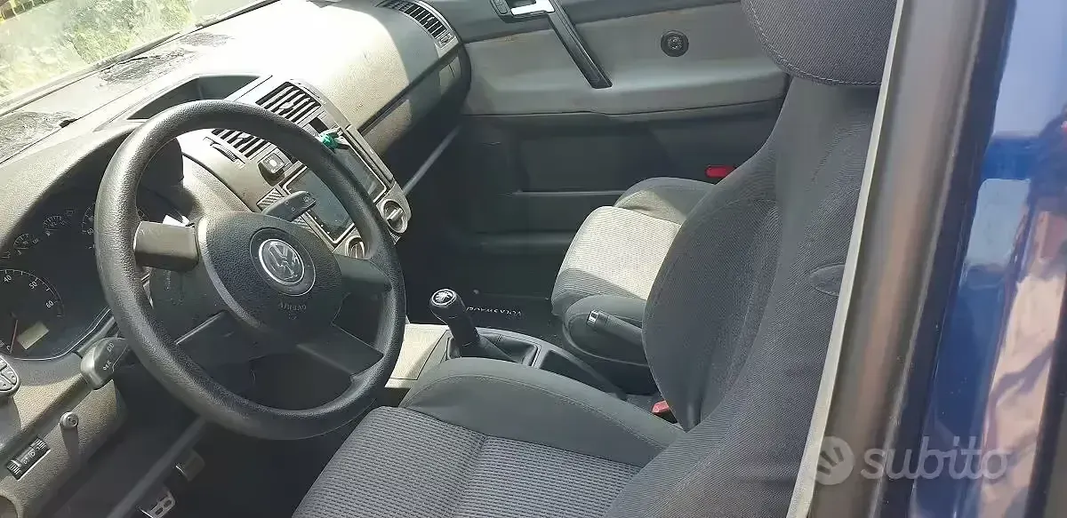 Usata VW Polo 64 CV (47 kW) 2004 Blu Utilitaria