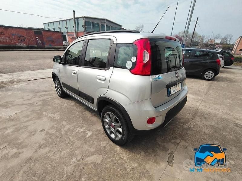 Usata Fiat Panda 4x4 75 CV (55 kW) 2013 Grigio Utilitaria