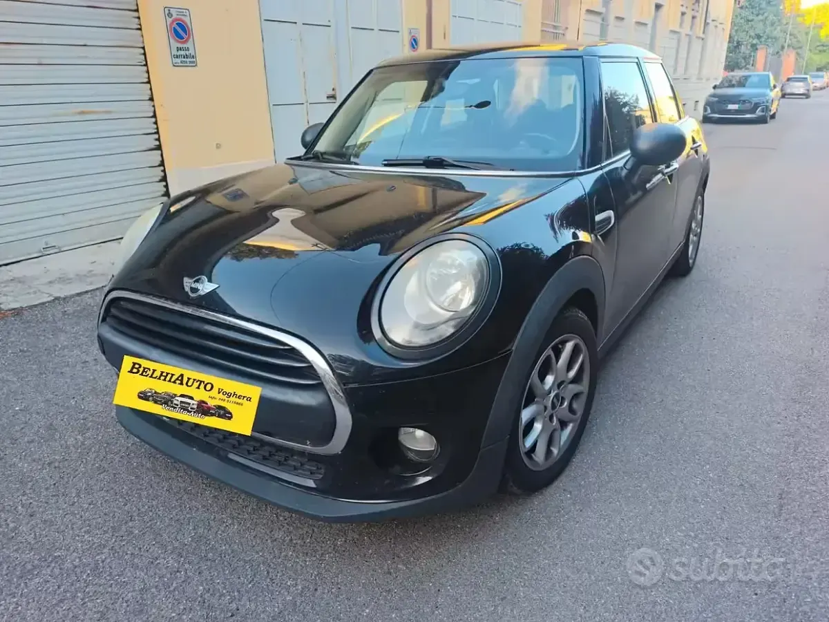 Usata Mini One D Hype 95 CV (69 kW) 2017 Nero Utilitaria
