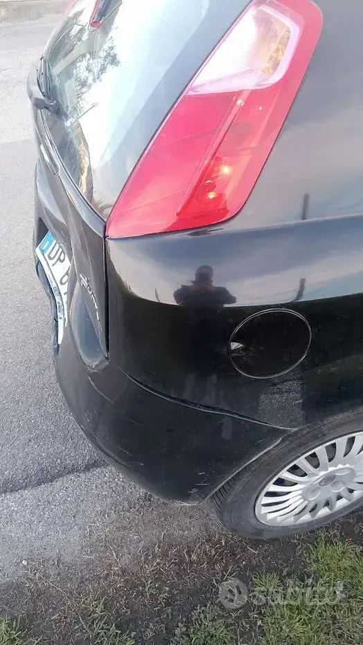 Usata Fiat Grande Punto 75 CV (55 kW) 2008 Nero Utilitaria