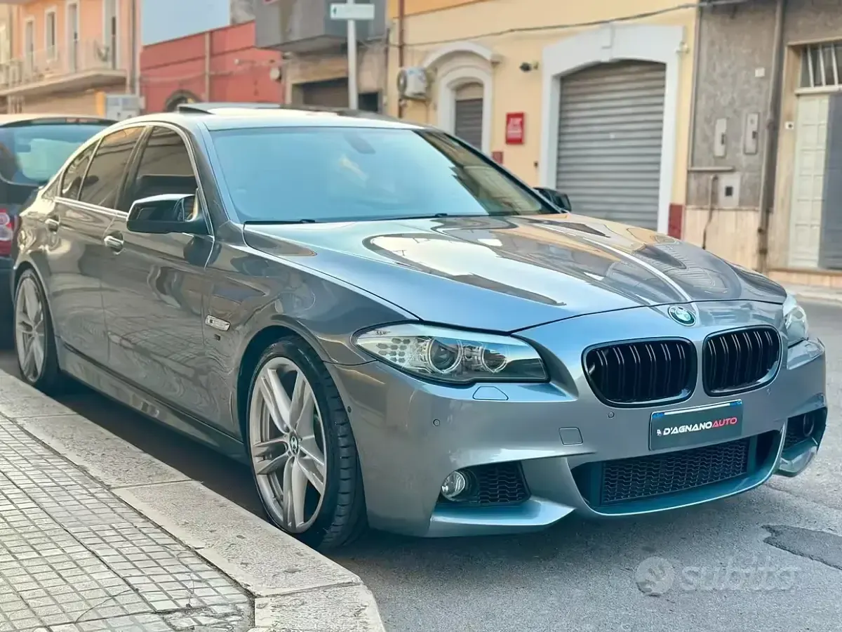 Usata BMW 530 M Sport 245 CV (180 kW) 2011 Grigio Berlina