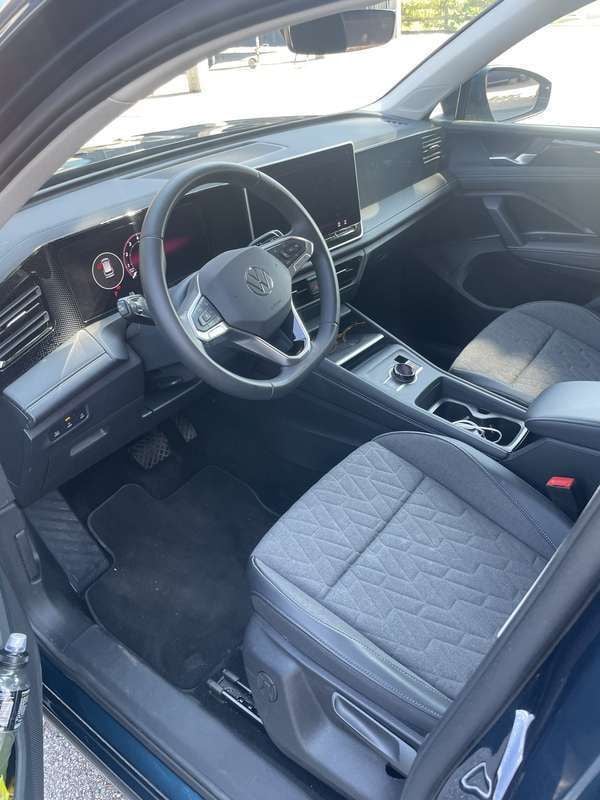 Usata 2024 VW Tiguan Allspace R-line SUV | 37.200 € (Cara) - Immagine 1/4