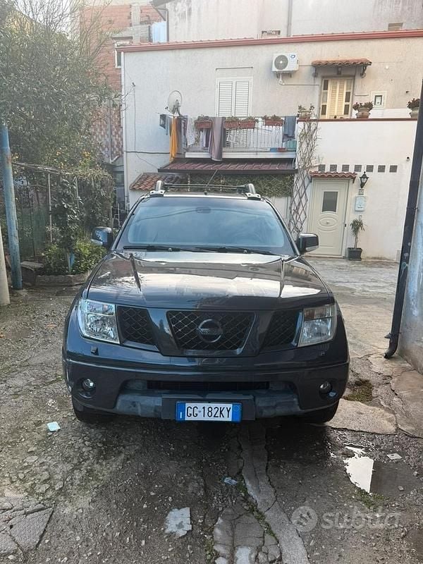 Usata Nissan Navara 2007 Grigio Pick-up