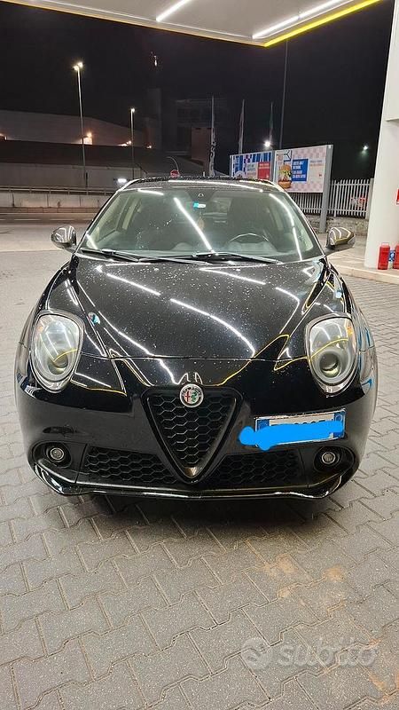 Usata Alfa Romeo MiTo 120 CV (88 kW) 2017 Nero Utilitaria