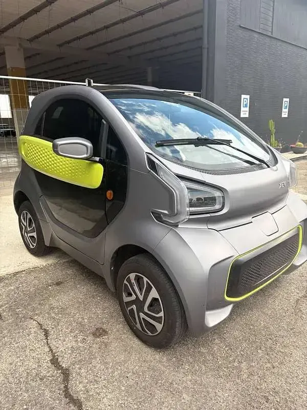 Usata XEV Yoyo 10 kW (14 CV) 2024 Grigio Utilitaria