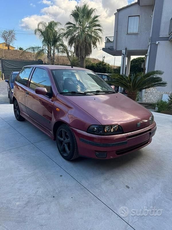 Usata Fiat Punto 131 CV (96 kW) 1999 Rosso Berlina