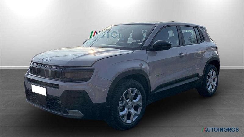 Usata Jeep Avenger Altitude 101 CV (74 kW) 2023 Beige SUV