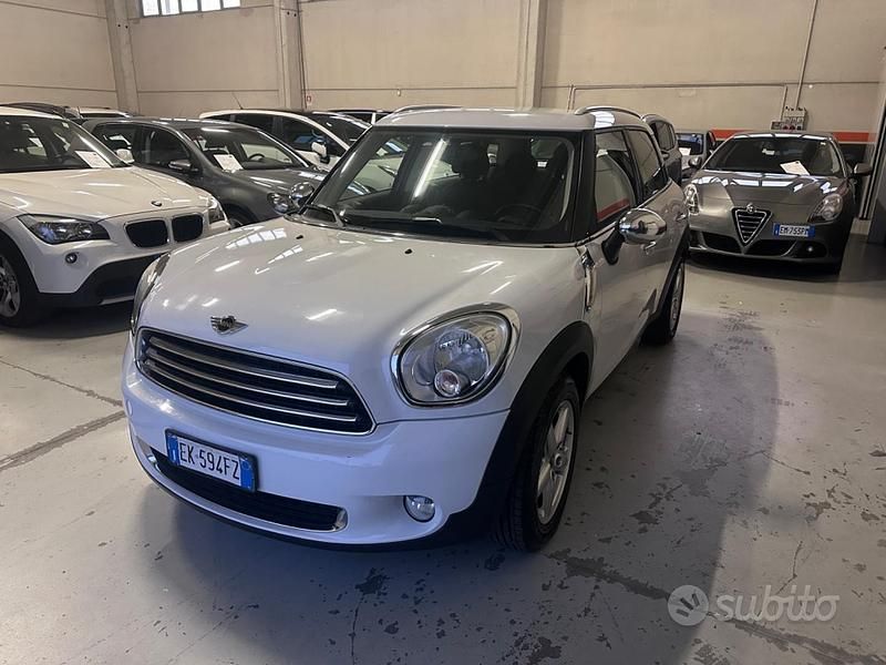 Usata Mini One Countryman 90 CV (66 kW) 2011 Bianco SUV