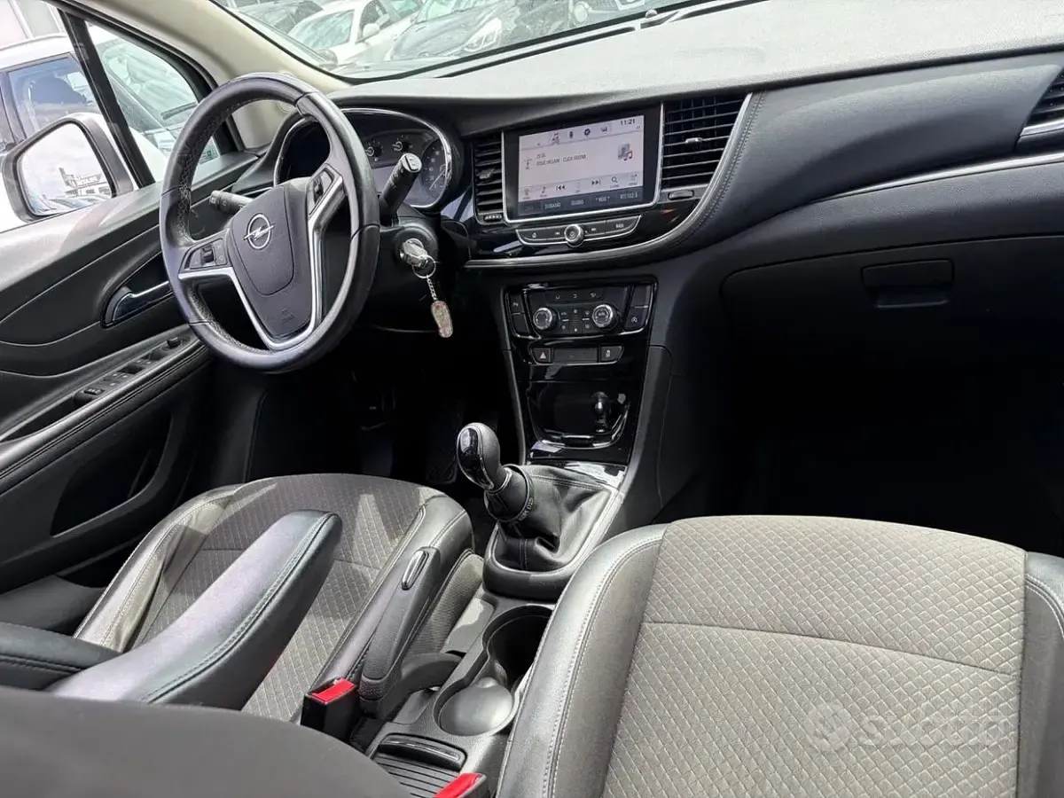 Usata Opel Mokka X Cosmo 136 CV (100 kW) 2019 Bianco SUV