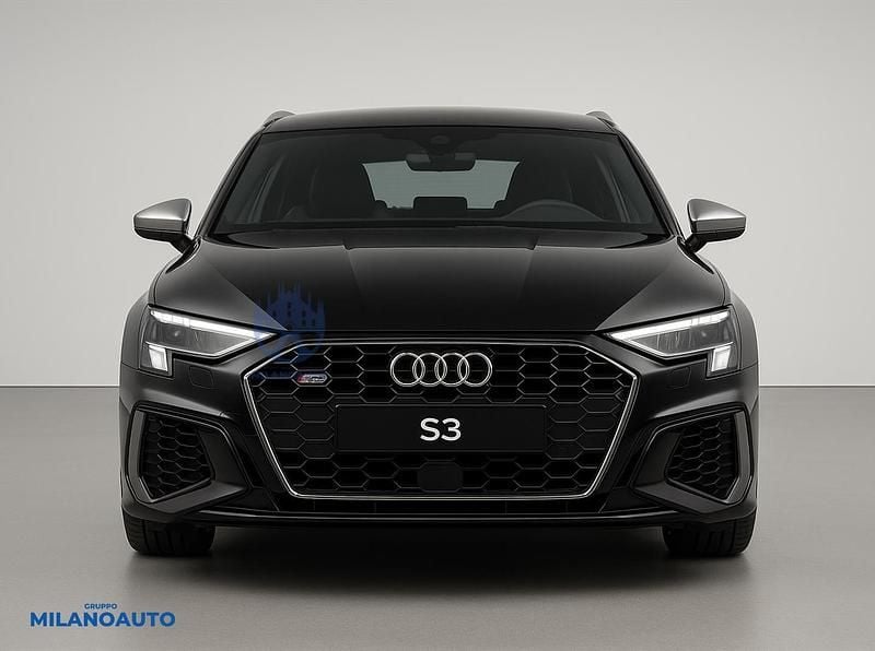Usata Audi S3 Sportback Ambiente 333 CV (244 kW) 2024 Nero Utilitaria