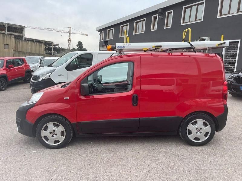 Usata Fiat Fiorino 95 CV (69 kW) 2017 Rosso Monovolume