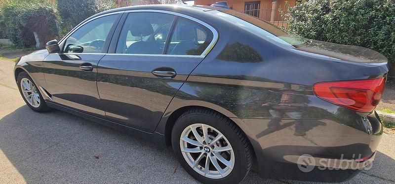 Usata BMW 520 190 CV (139 kW) 2018 Grigio Berlina