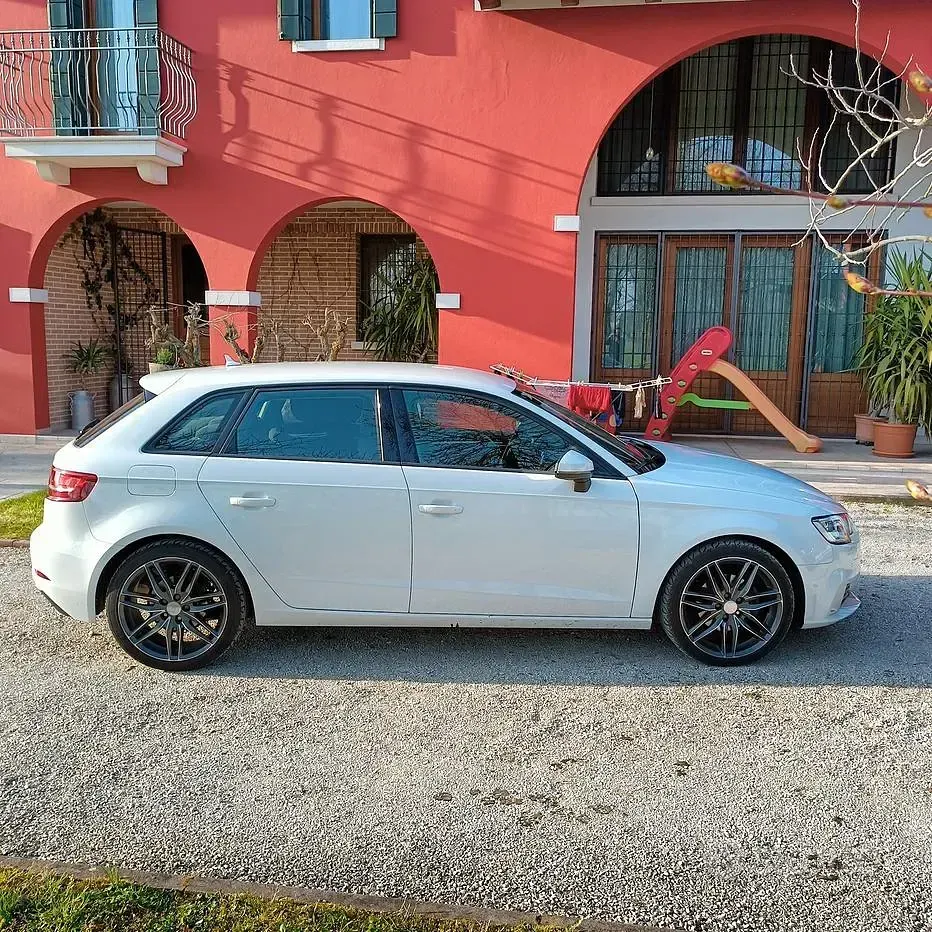 Usata Audi A3 Comfort 116 CV (85 kW) 2017 Bianco Berlina