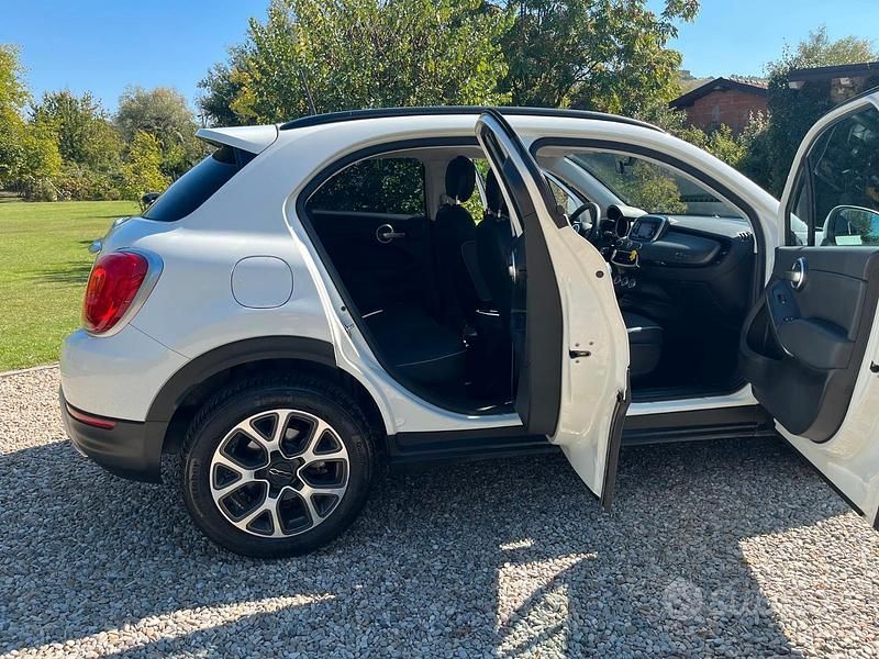 Usata Fiat 500 Cross Plus 95 CV (69 kW) 2017 Bianco Utilitaria
