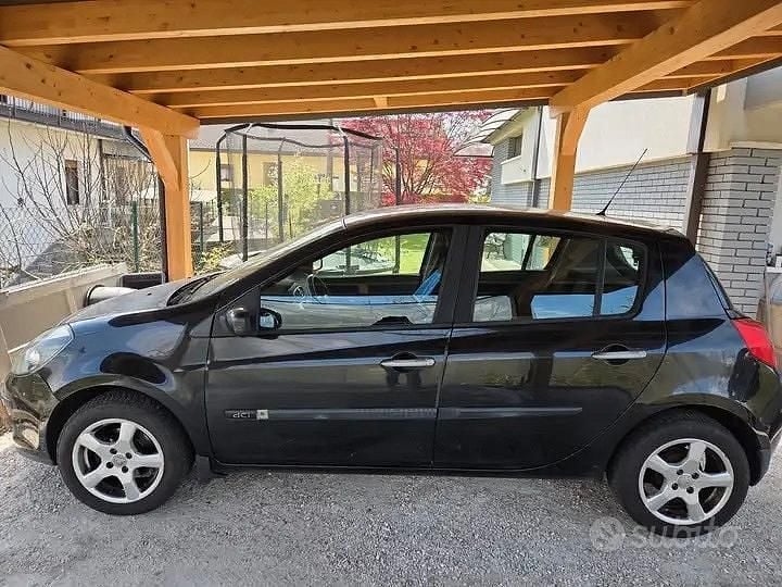 Usata Renault Clio III 85 CV (62 kW) 2006 Nero Berlina