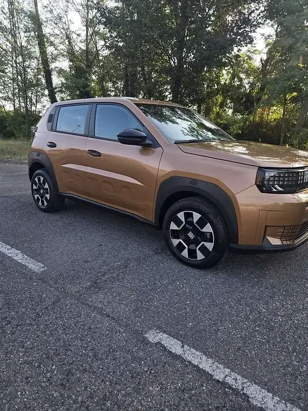 Nuova Fiat Grande Panda Icon 101 CV (74 kW) 2026 Utilitaria