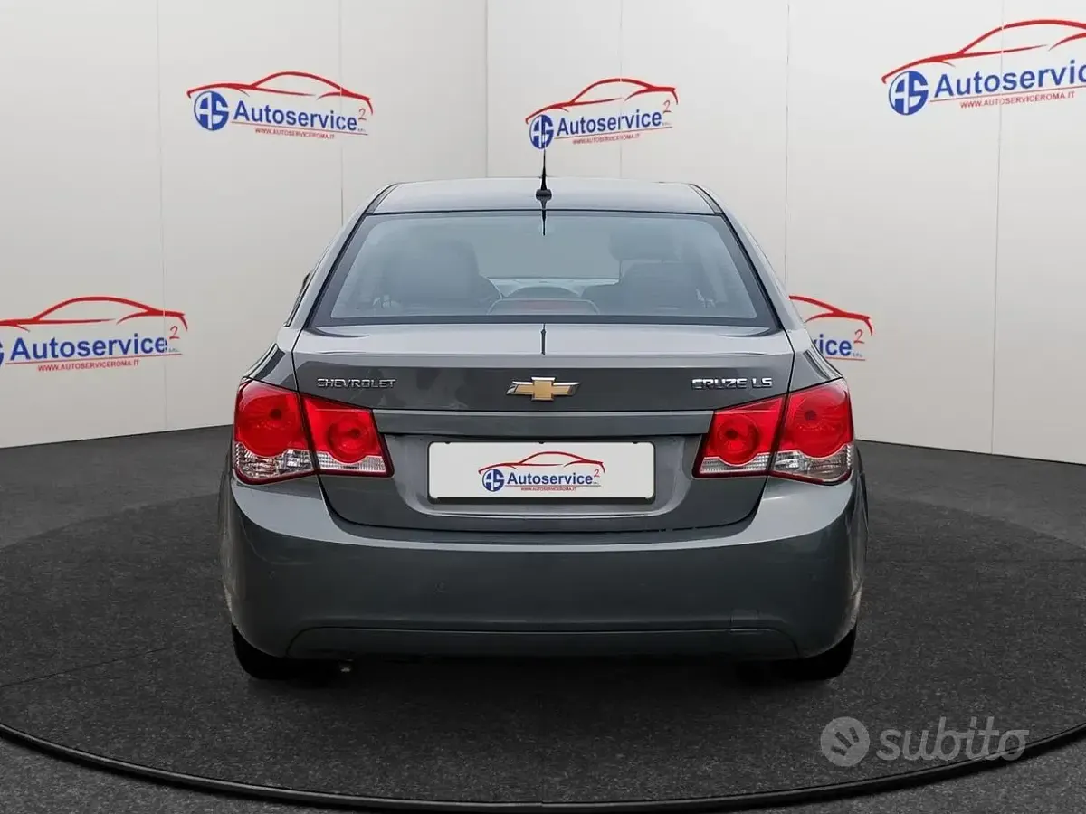 Usata Chevrolet Cruze LS 124 CV (91 kW) 2011 Grigio Berlina