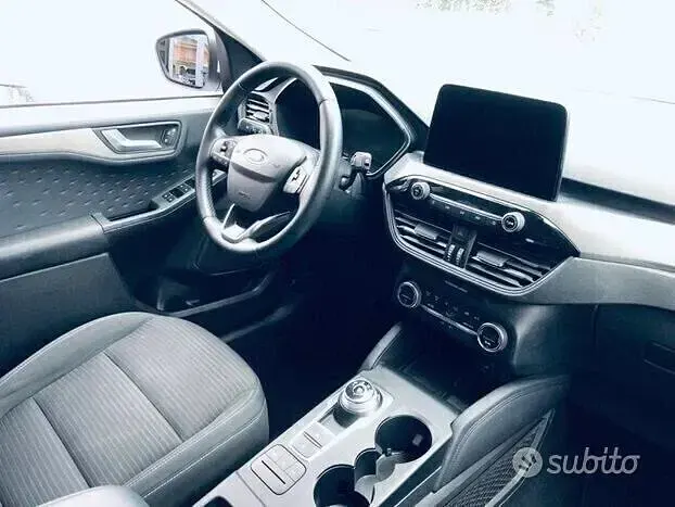 Usata Ford Kuga Titanium 120 CV (88 kW) 2020 Bianco SUV