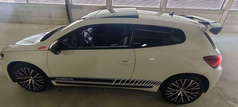 Bianco Usata 2012 VW Scirocco GT Coupé | 6500 € (Buon prezzo) - Immagine 1/2