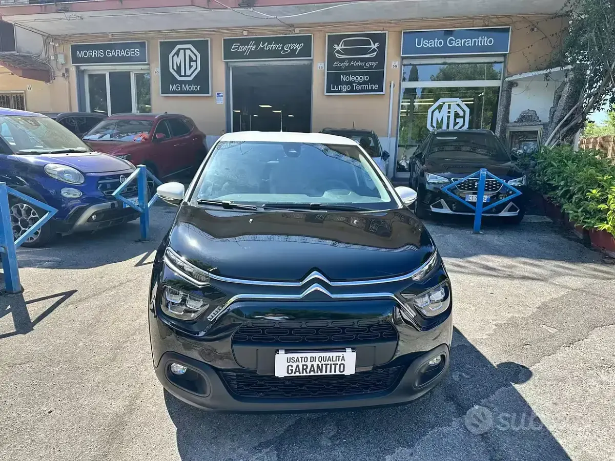 Usata Citroën C3 Shine 102 CV (75 kW) 2023 Nero Utilitaria