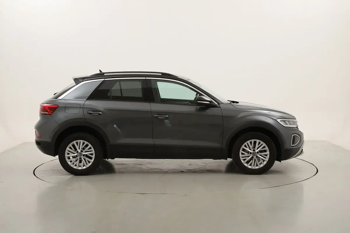 Usata VW T-Roc Life 110 CV (80 kW) 2022 SUV