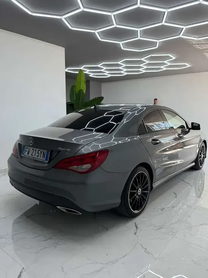 Usata Mercedes CLA200 Business 136 CV (100 kW) 2019 Other Coupé
