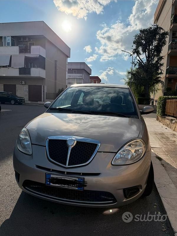 Usata Lancia Ypsilon 80 CV (58 kW) 2007 Utilitaria