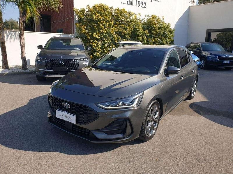 Usata Ford Focus ST-Line 120 CV (88 kW) 2025 Grigio Berlina