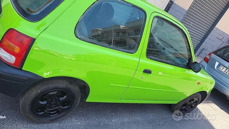 Occasion Nissan Micra SE 54 ch (39 kW) 1998 Vert Berline