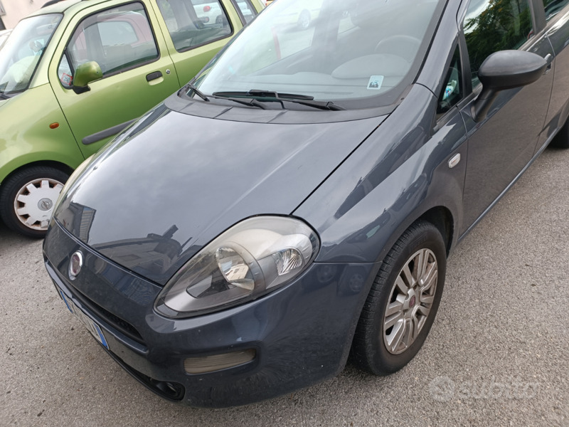 Usato 2014 Fiat Grande Punto 1.2 Benzin 65 CV (5.500 €)